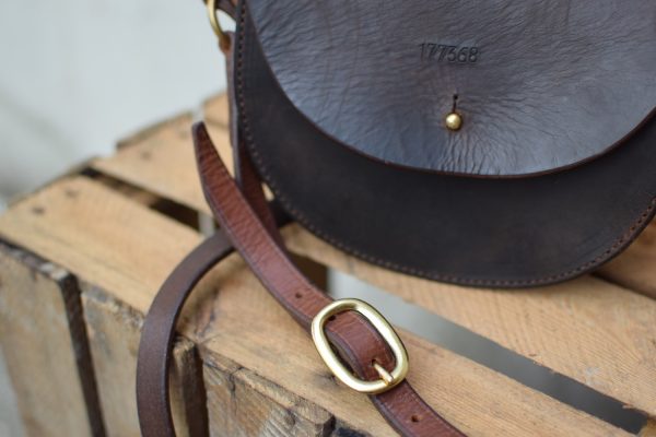 kleine Repurpose-Handtasche "Passier" – Bild 3